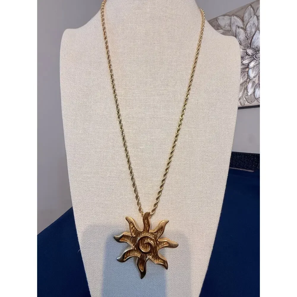 Vintage Sun Pendant Necklace Gold Tone 30” Boho